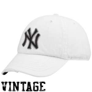  Twins 47 New York Yankees White Franchise Patton Fitted 