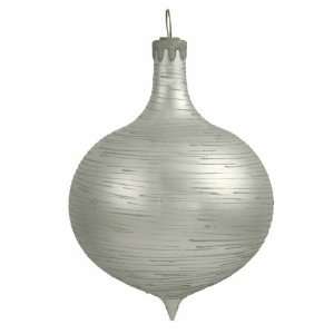  Vickerman N102407 12 in. Silver Shiny Onion with Glitter 
