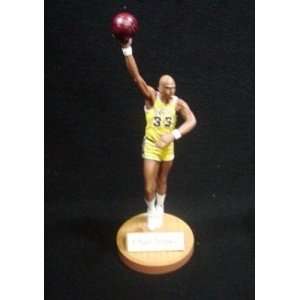  Kareem Abdul Jabbar Autographed Lakers Gartlan Figurine 