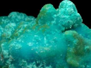 327g,NEW find ice blue HEMIMORPHITE w/aurichalcite crust  