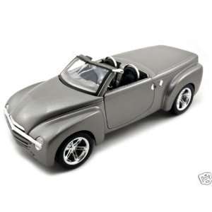  2000 Chevy SSR Convertible Concept Truck 1/18 Silver Toys 