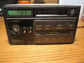 Toyota Camry Radio Stereo 1986 1987 1988 86120 32130  