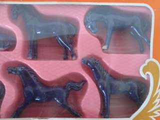 Decorative Porcelain Blue Eight Horses, Made in China  