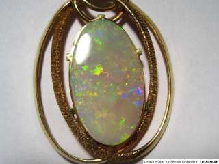 14 K Pendant w. BIG Beautiful Crystal Opal, 10.3 ctw  