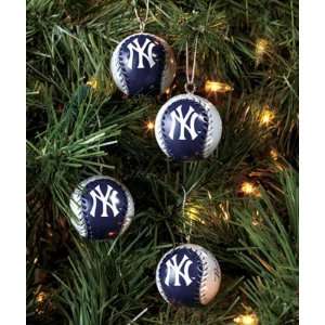  New York Yankess 4 pk Holiday Ornament Globes Sports 