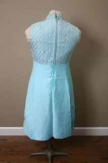 VINTAGE 50s 60s LIGHT BLUE DRESS with SILVER DETAIL Size Medium  