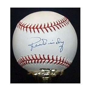  Ron Guidry Autographed Baseball   Autographed Baseballs 