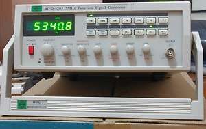  Generator 0.1 Hz   5 MHz with AM/FM & VCF input Signal Generator