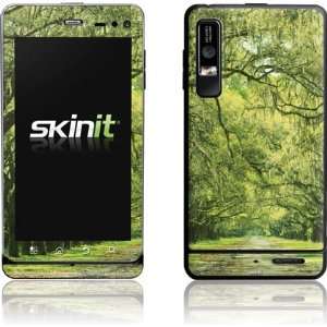  Skinit Oaks & Spanish Moss Vinyl Skin for Motorola Droid 3 