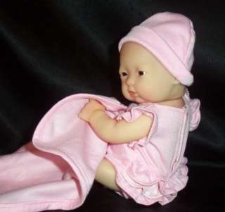 NIB Berenguer 2008 Mini La Newborn Asian Girl Doll 9.5  