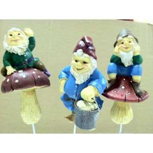  Set of 3 Gnome Yard Plant Stakes Patio, Lawn & Garden