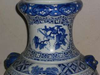 Beautiful Chinese blue&white porcelain Landscape vase  