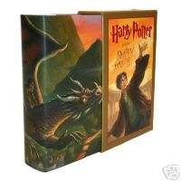   ROWLING HARRY POTTER AND THE DEATHLY HALLOWS DELUXE + BOOKMARKS  