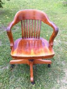 Vintage Antique Wood Oak Milwaukee Chair Co. Office Swivel Chair 