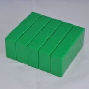  24 Pieces Green Magnetic Holders   Can Hold up to 37 Pages 