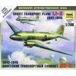  Li 2 Soviet Transport Aircraft 1942 45 (Snap Kit) 1/200 