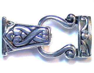   HOLE FOLD OVER MAGNETIC CLASP ORNATE CELTIC HEART DESIGN SILVER PLATED