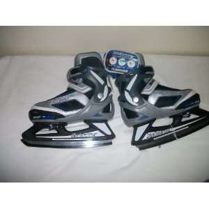  skates   Size 3.0 (youngster/teen)   good condition