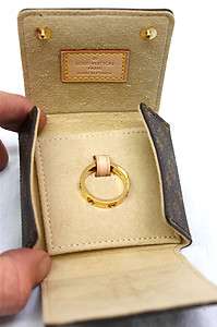 Louis Vuitton Small Empreinte Ring 18K Yellow Gold Authentic size 62 