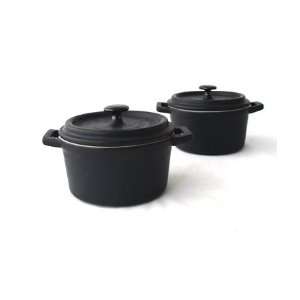  Set of 2 Black Mini Cocottes By Forum   13 oz Kitchen 