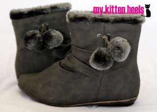   GRAY FUR & LEATHER POM POM SLOUCHY FLAT SHORT ANKLE BOOTS SIZES 6  10