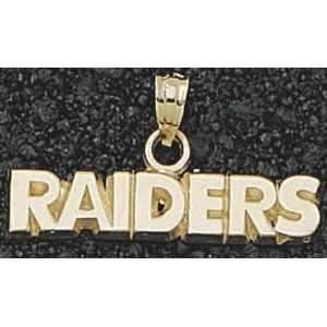  Oakland Raiders Solid 14K Gold RAIDERS 1/8 Pendant 