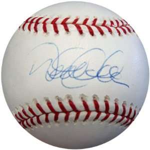  Derek Jeter Autographed Ball   Steiner