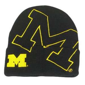 BEANIE KNIT HAT CUFF MICHIGAN WOLVERINES BLUE YOUTH NEW 
