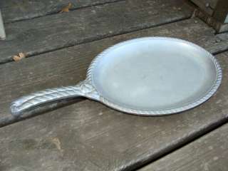 The Wilton Company Pewter Rope Design Platter Skillet  