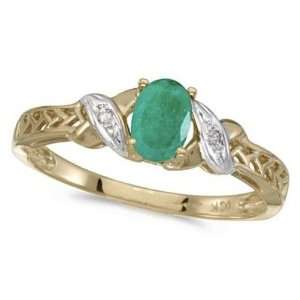  Emerald and Diamond Antique Style Ring in 14K Yellow Gold 