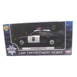   Ford Crown Victoria California Highway Patrol Car 1/24 Toys & Games