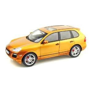  Porsche Cayenne GTS 1/18 Metallic Orange Toys & Games