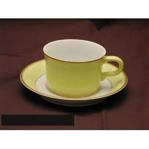 Mikasa Primrose Yellow #L4301 Cups & Saucers  Kitchen 