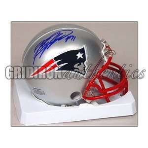  Russ Hochstein Autographed Patriots Mini Helmet Sports 
