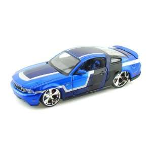  2010 Ford Mustang GT 1/24 Blue Toys & Games