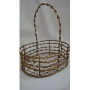  Small Oval Gold Wire Basket 