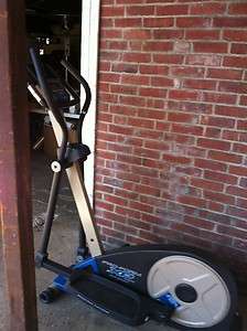 ProForm XP 420 Razor Elliptical  MSRP $599.99 Local Pick Up Reading PA 