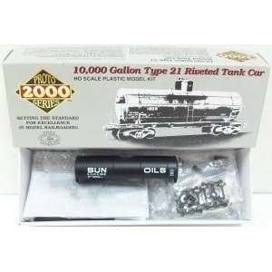    Life Like 23163 Proto 2000 HO SUNX Tank Car Kit Toys & Games