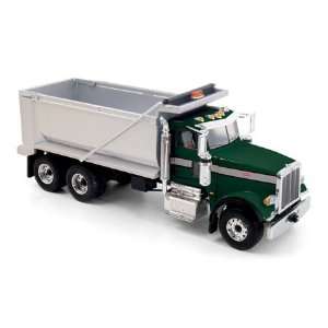  Peterbilt 367 Dump Truck 1/50 First Gear Green/Silver 50 