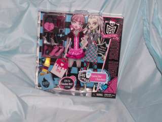 2010 Monster High Day at The Maul Fashion Giftset  