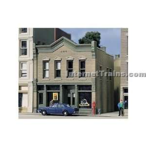  DPM N Scale Building Kit   Roadkill Cafe Toys & Games