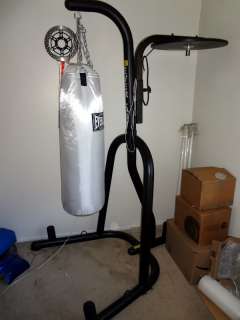 Everlast boxing stand + punching bag kit+speed bag+gloves  