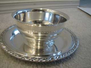 ROGERS SILVERPLATE BOWL WITH ATTACHED PLATE Dip  