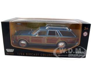   CHRYSLER LEBARON TOWN AND COUNTRY BLUE 124 BY MOTORMAX 73331  