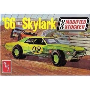   66 Buick Skylark 1/25 Scale Plastic Model Kit. Needs Assembly Toys