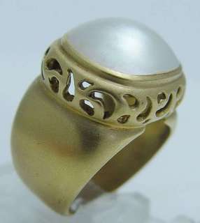 Italy 18K Matte Gold Mabe Pearl Etruscan Style Ring Estate Jewelry 