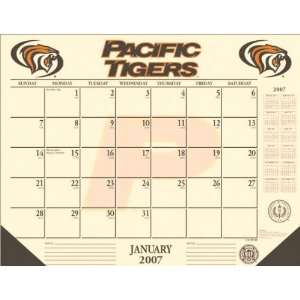 Pacific Tigers 22x17 Desk Calendar 2007 