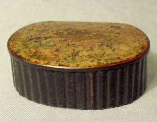 ANTIQUE UNUSUAL WOOD WOODEN SNUFF BOX RIBBED HAND CARVED C. 1850 