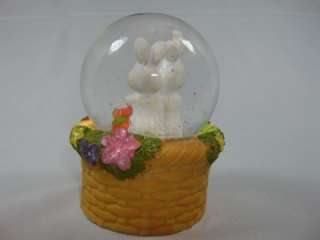 BRAND NEW, MINI SNOW GLOBE, EASTER WHITE BUNNY RABBITS, WITH CARROTS