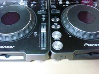 PIONEER CDJ 1000 MK2 Compact Disc Player With Road Case  